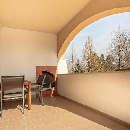 Modor Apartman Alsópáhok المظهر الخارجي الصورة