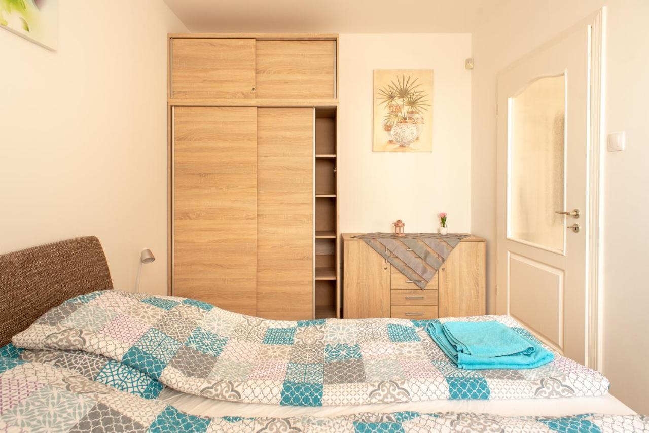 Modor Apartman Alsópáhok المظهر الخارجي الصورة