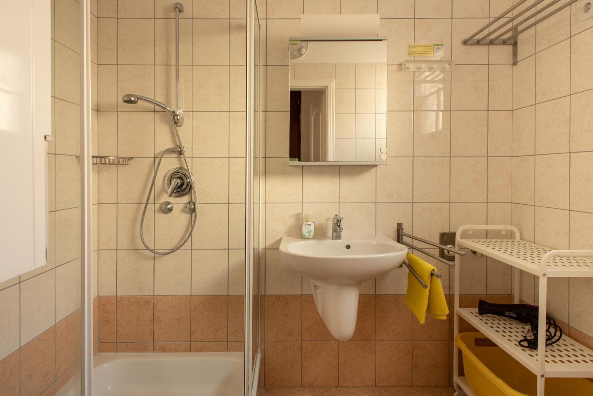 Modor Apartman Alsópáhok المظهر الخارجي الصورة